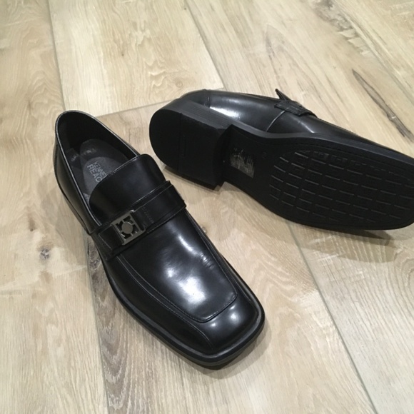Kenneth Cole Leather Loafers - Picture 2 of 3